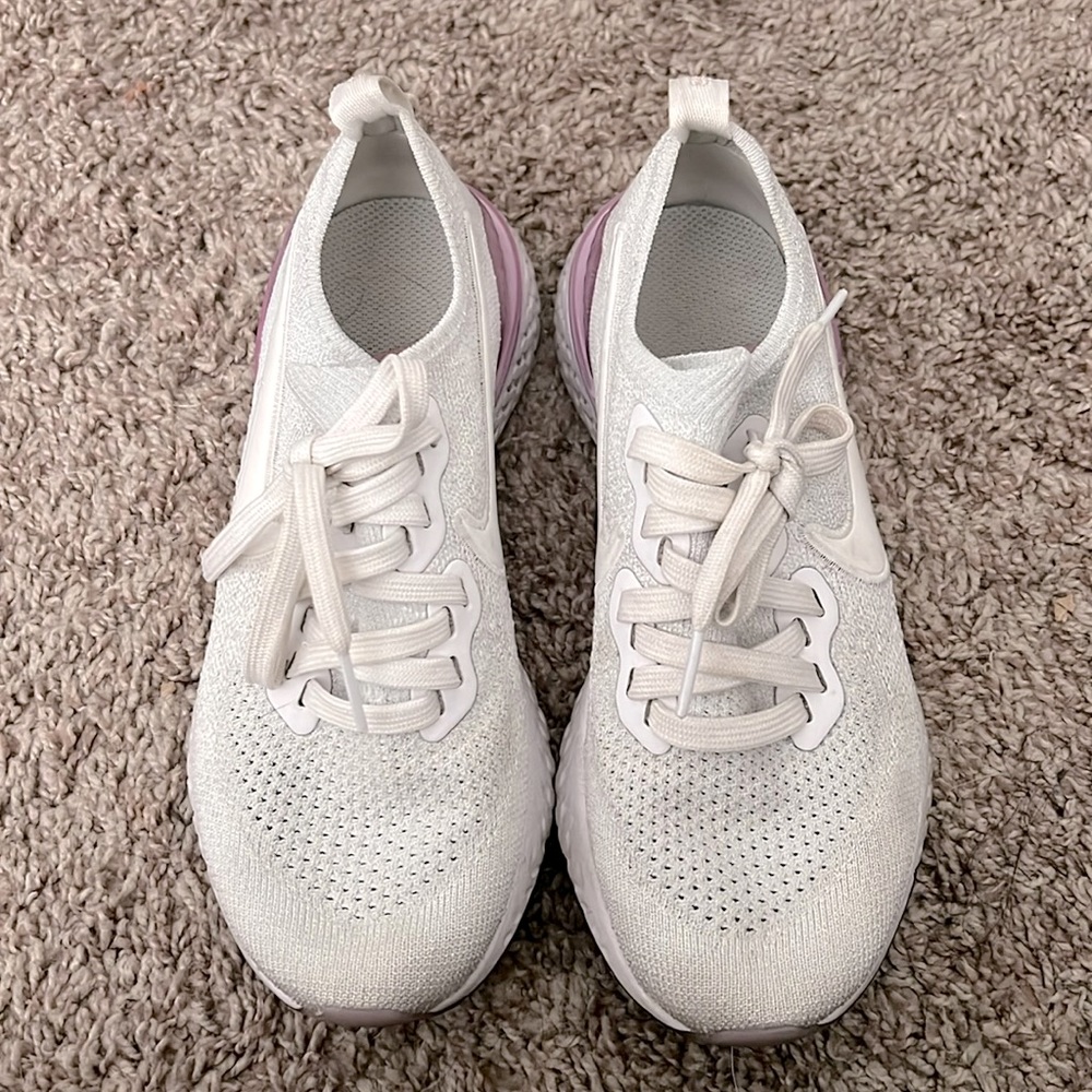 Nike Epic React Flyknit 2